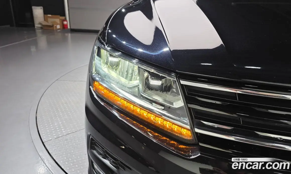 Volkswagen Tiguan 2020 2.0 автомат (гидро), фото 8 Volkswagen Tiguan 2020 2.0 автомат (гидро), фото 8