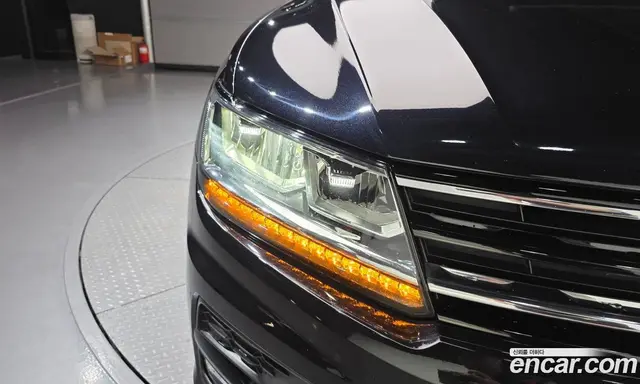 Volkswagen Tiguan 2020 2.0 автомат (гидро), миниатюра 8 Volkswagen Tiguan 2020 2.0 автомат (гидро), миниатюра 8