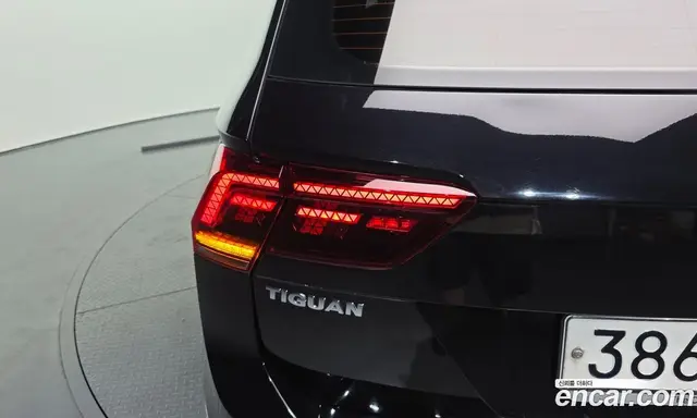 Volkswagen Tiguan 2020 2.0 автомат (гидро), миниатюра 9 Volkswagen Tiguan 2020 2.0 автомат (гидро), миниатюра 9