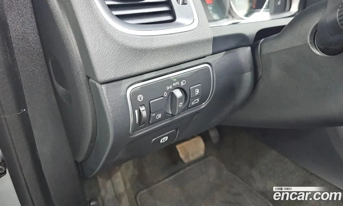 Volvo S60 2015 2.0 автомат (гидро), фото 16 Volvo S60 2015 2.0 автомат (гидро), фото 16