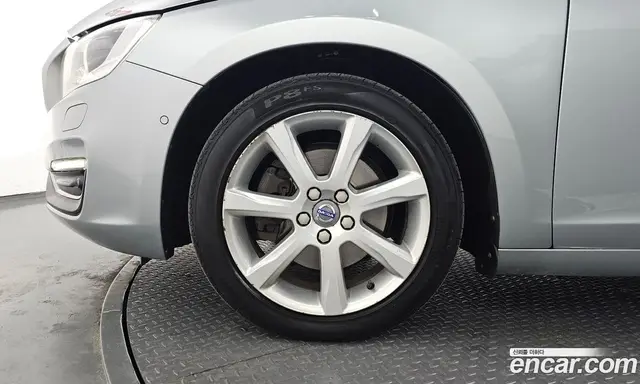 Volvo S60 2015 2.0 автомат (гидро), миниатюра 5 Volvo S60 2015 2.0 автомат (гидро), миниатюра 5