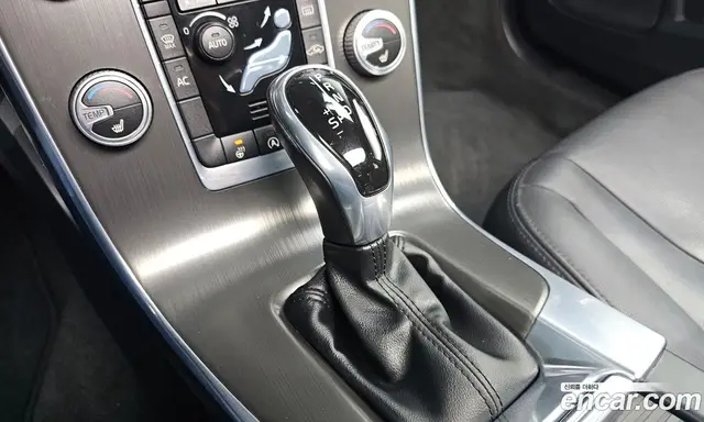 Volvo S60 2015 2.0 автомат (гидро), миниатюра 9 Volvo S60 2015 2.0 автомат (гидро), миниатюра 9