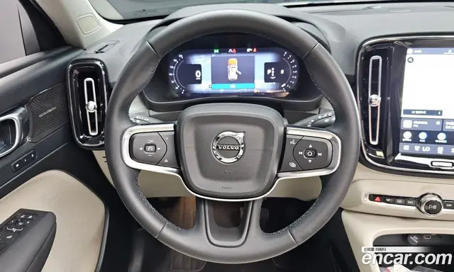 Volvo XC40 2025 2.0 автомат (гидро), миниатюра 12
