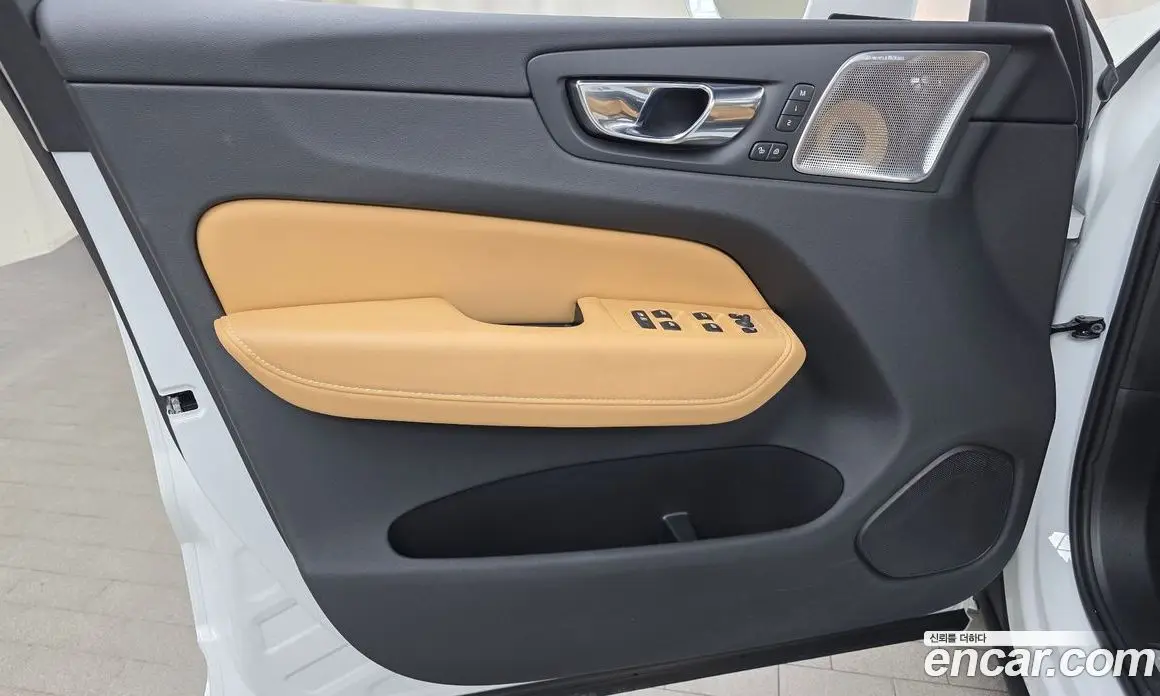 Volvo XC60 2019 2.0 автомат (гидро), фото 13 Volvo XC60 2019 2.0 автомат (гидро), фото 13