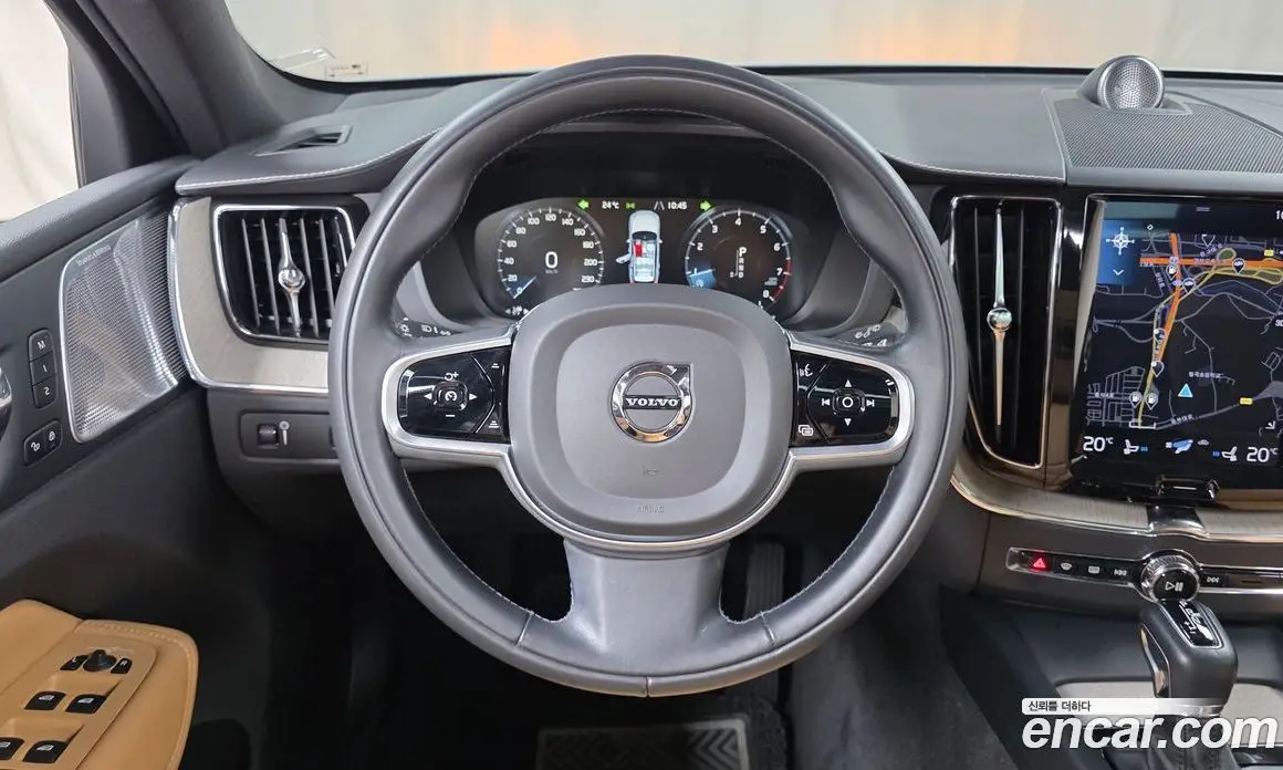 Volvo XC60 2019 2.0 автомат (гидро), фото 20 Volvo XC60 2019 2.0 автомат (гидро), фото 20