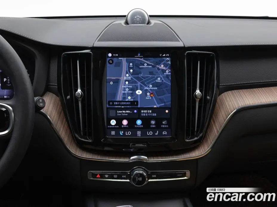 Volvo XC60 2023 2.0 автомат (гидро), фото 15 Volvo XC60 2023 2.0 автомат (гидро), фото 15