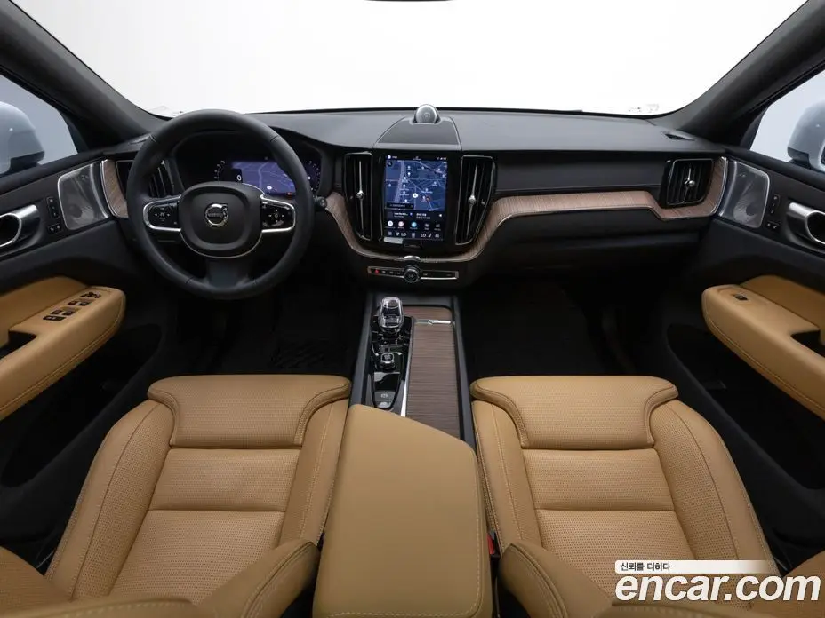 Volvo XC60 2023 2.0 автомат (гидро), фото 8 Volvo XC60 2023 2.0 автомат (гидро), фото 8