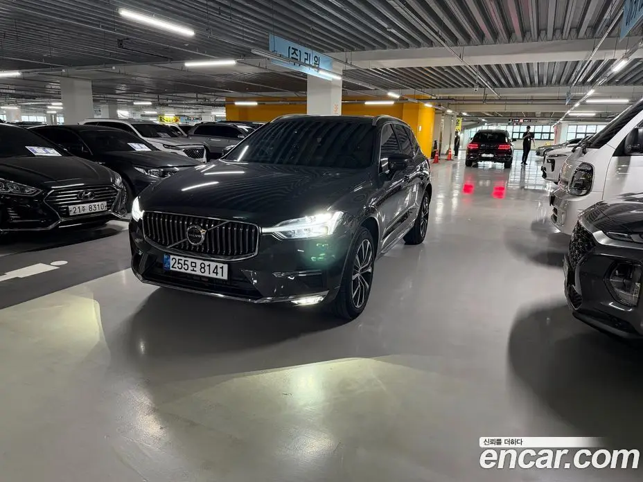 Volvo XC60 2025 2.0 автомат (гидро), фото 1 Volvo XC60 2025 2.0 автомат (гидро), фото 1