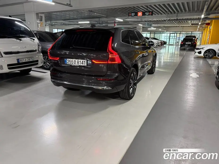 Volvo XC60 2025 2.0 автомат (гидро), фото 2 Volvo XC60 2025 2.0 автомат (гидро), фото 2
