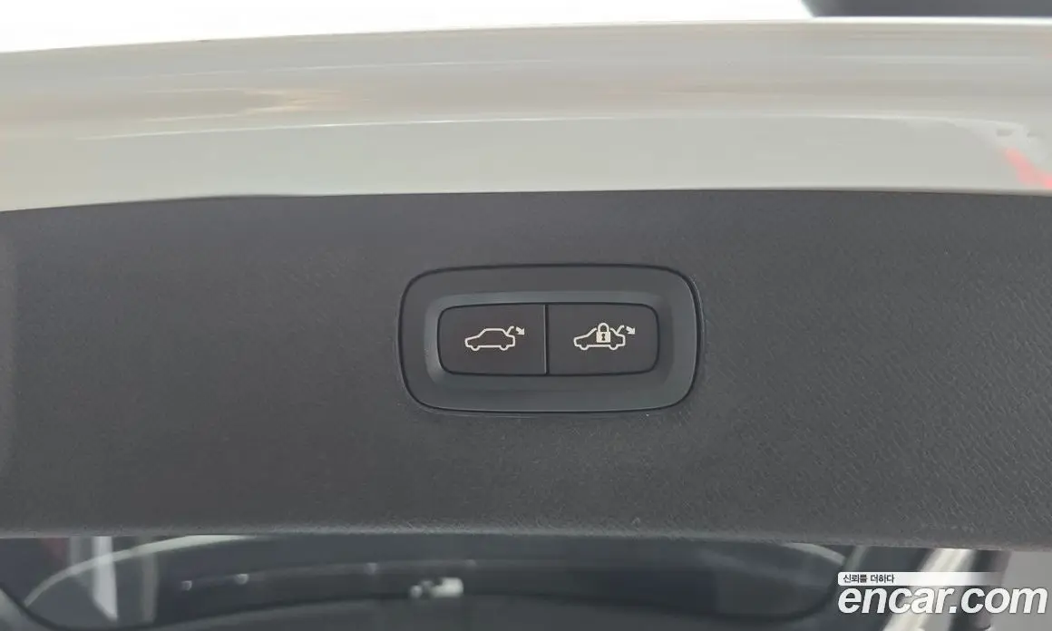 Volvo XC90 2017 2.0 автомат (гидро), фото 33 Volvo XC90 2017 2.0 автомат (гидро), фото 33