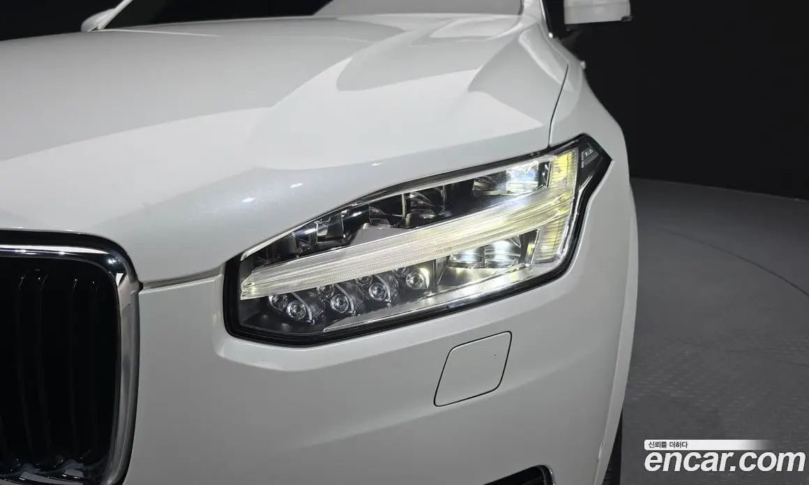 Volvo XC90 2017 2.0 автомат (гидро), фото 8 Volvo XC90 2017 2.0 автомат (гидро), фото 8