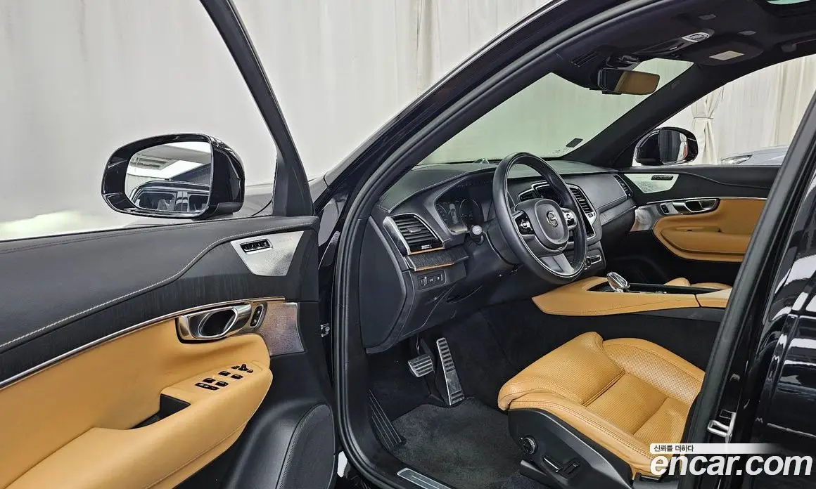 Volvo XC90 2022 2.0 автомат (гидро), фото 13 Volvo XC90 2022 2.0 автомат (гидро), фото 13