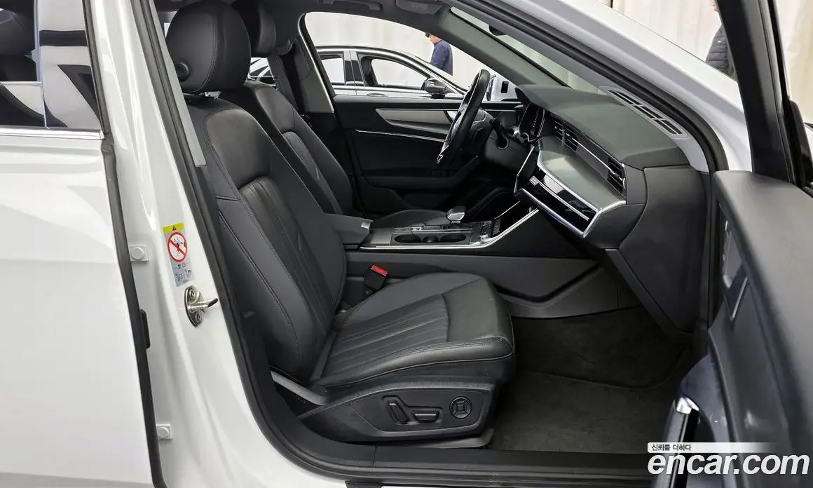 Audi A6 2020 2.0 автомат (гидро), фото 11