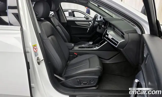 Audi A6 2020 2.0 автомат (гидро), миниатюра 11