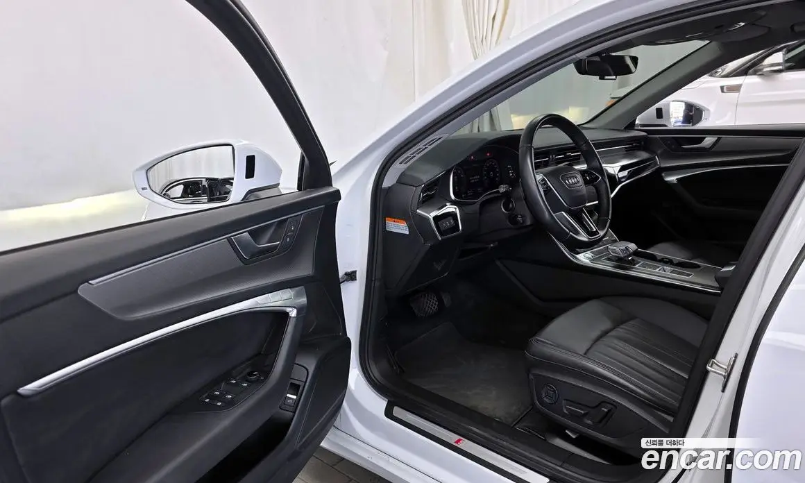 Audi A6 2020 2.0 автомат (гидро), фото 10