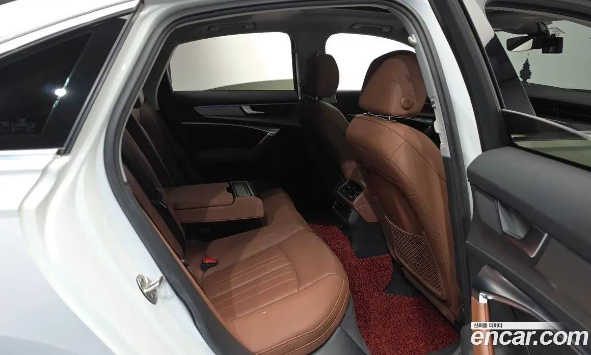 Audi A6 2021 2.0 автомат (гидро), фото 16 Audi A6 2021 2.0 автомат (гидро), фото 16