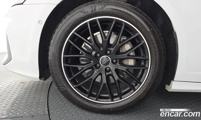 Audi A6 2021 2.0 автомат (гидро), миниатюра 4 Audi A6 2021 2.0 автомат (гидро), миниатюра 4