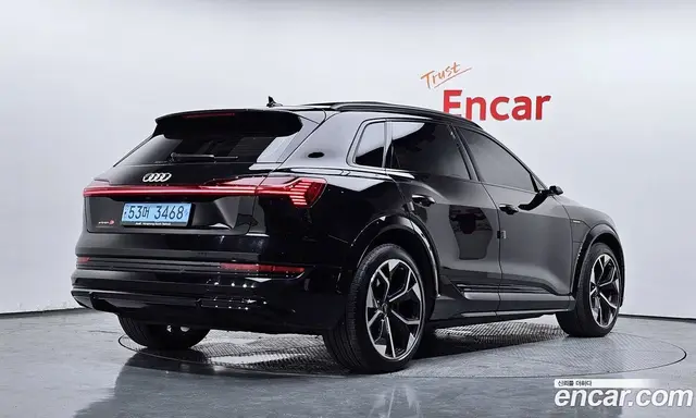 Audi e-tron 2023 0.2 автомат (гидро), миниатюра 2 Audi e-tron 2023 0.2 автомат (гидро), миниатюра 2