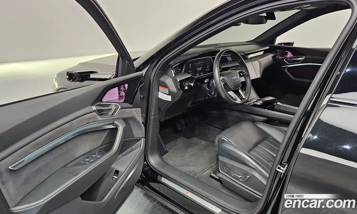 Audi e-tron 2023 0.2 автомат (гидро), фото 13 Audi e-tron 2023 0.2 автомат (гидро), фото 13