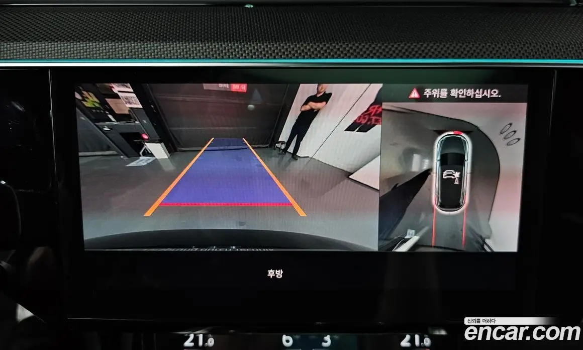 Audi e-tron 2023 0.2 автомат (гидро), фото 20 Audi e-tron 2023 0.2 автомат (гидро), фото 20