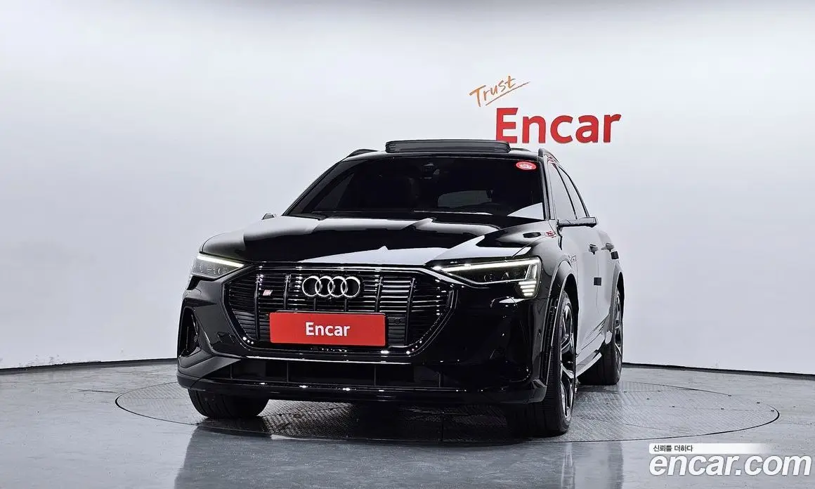 Audi e-tron 2023 0.2 автомат (гидро), фото 3 Audi e-tron 2023 0.2 автомат (гидро), фото 3