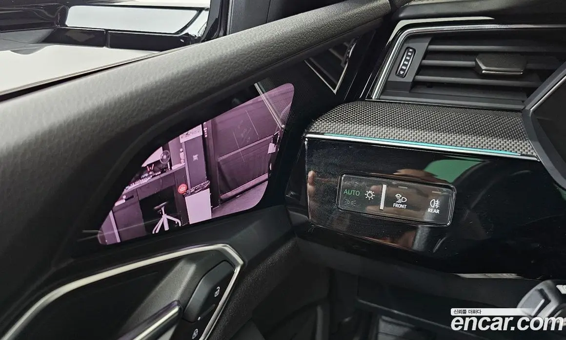 Audi e-tron 2023 0.2 автомат (гидро), фото 27 Audi e-tron 2023 0.2 автомат (гидро), фото 27