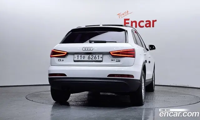 Audi Q3 2015 2.0 автомат (гидро), миниатюра 4 Audi Q3 2015 2.0 автомат (гидро), миниатюра 4