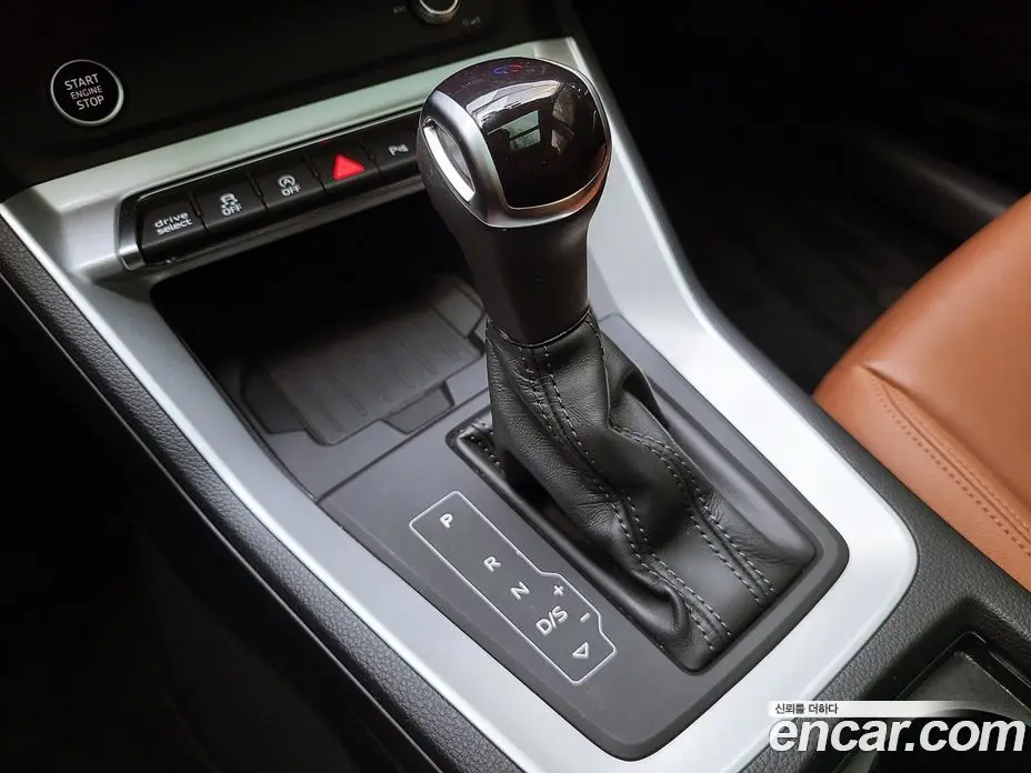 Audi Q3 2022 2.0 автомат (гидро), фото 12