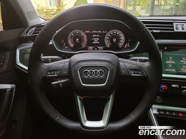 Audi Q3 2022 2.0 автомат (гидро), миниатюра 7