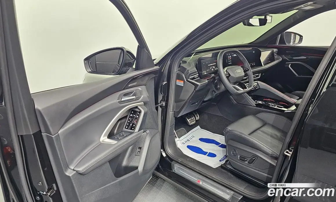 Audi Q5 2025 2.0 автомат (гидро), фото 10 Audi Q5 2025 2.0 автомат (гидро), фото 10