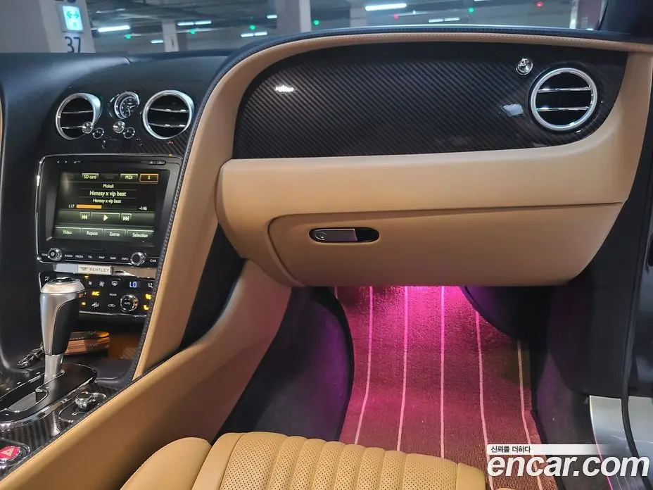 Bentley Continental 2016 4.0 автомат (гидро), фото 8 Bentley Continental 2016 4.0 автомат (гидро), фото 8