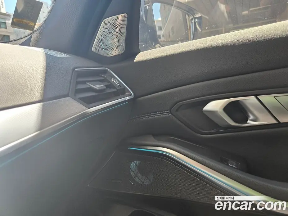 BMW 3 серия 2021 2.0 автомат (гидро), фото 13 BMW 3 серия 2021 2.0 автомат (гидро), фото 13