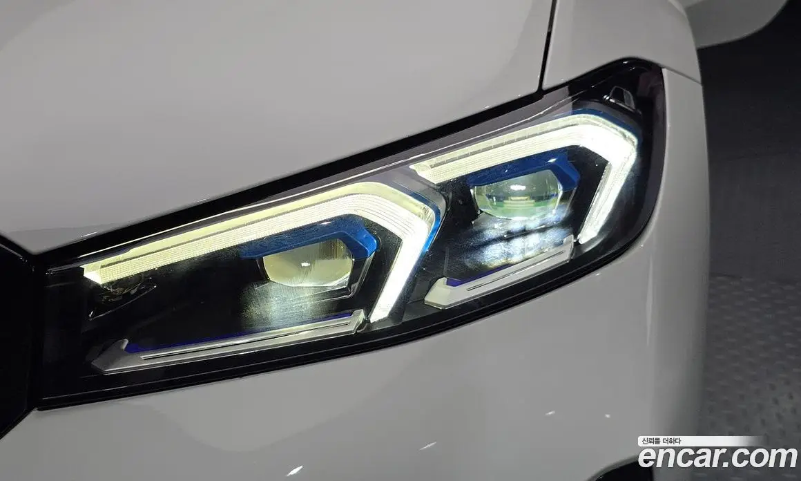 BMW 3 серия 2023 3.0 автомат (гидро), фото 8