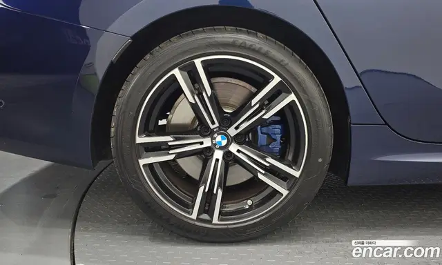BMW 3 серия 2025 2.0 автомат (гидро), миниатюра 6 BMW 3 серия 2025 2.0 автомат (гидро), миниатюра 6