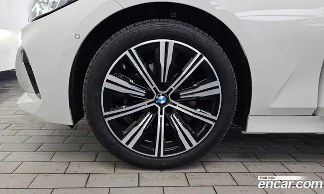 BMW 3 серия 2025 2.0 автомат (гидро), миниатюра 5 BMW 3 серия 2025 2.0 автомат (гидро), миниатюра 5