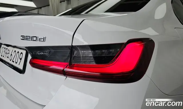 BMW 3 серия 2025 2.0 автомат (гидро), миниатюра 9 BMW 3 серия 2025 2.0 автомат (гидро), миниатюра 9