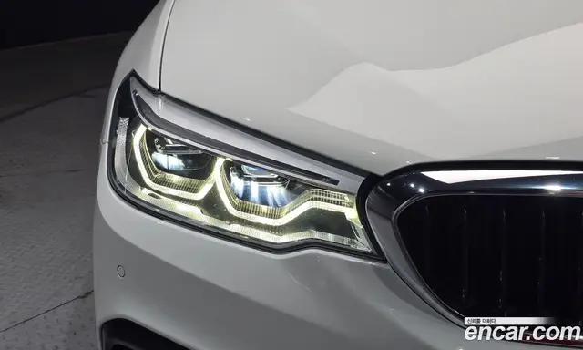 BMW 5 серия 2018 2.0 автомат (гидро), миниатюра 8 BMW 5 серия 2018 2.0 автомат (гидро), миниатюра 8