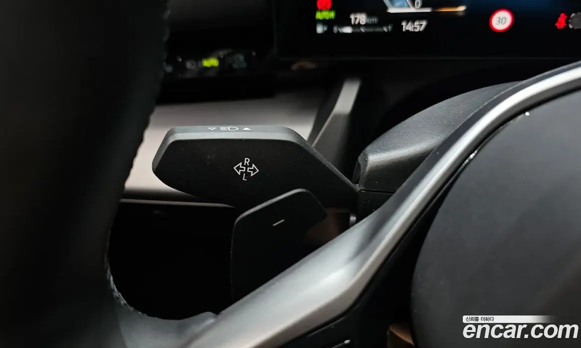 BMW 5 серия 2024 2.0 автомат (гидро), фото 27