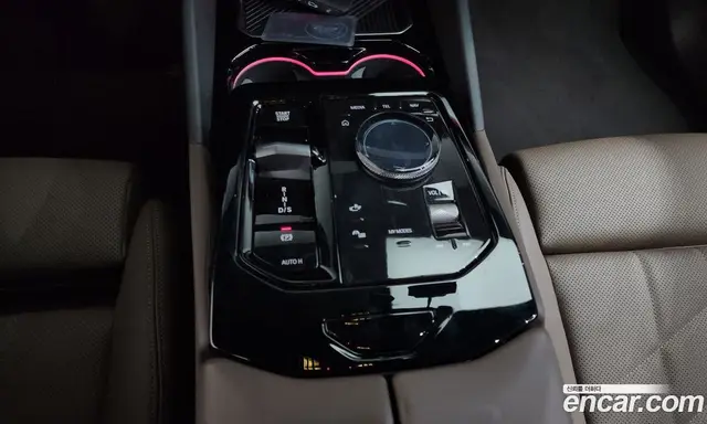 BMW 5 серия 2025 2.0 автомат (гидро), миниатюра 12