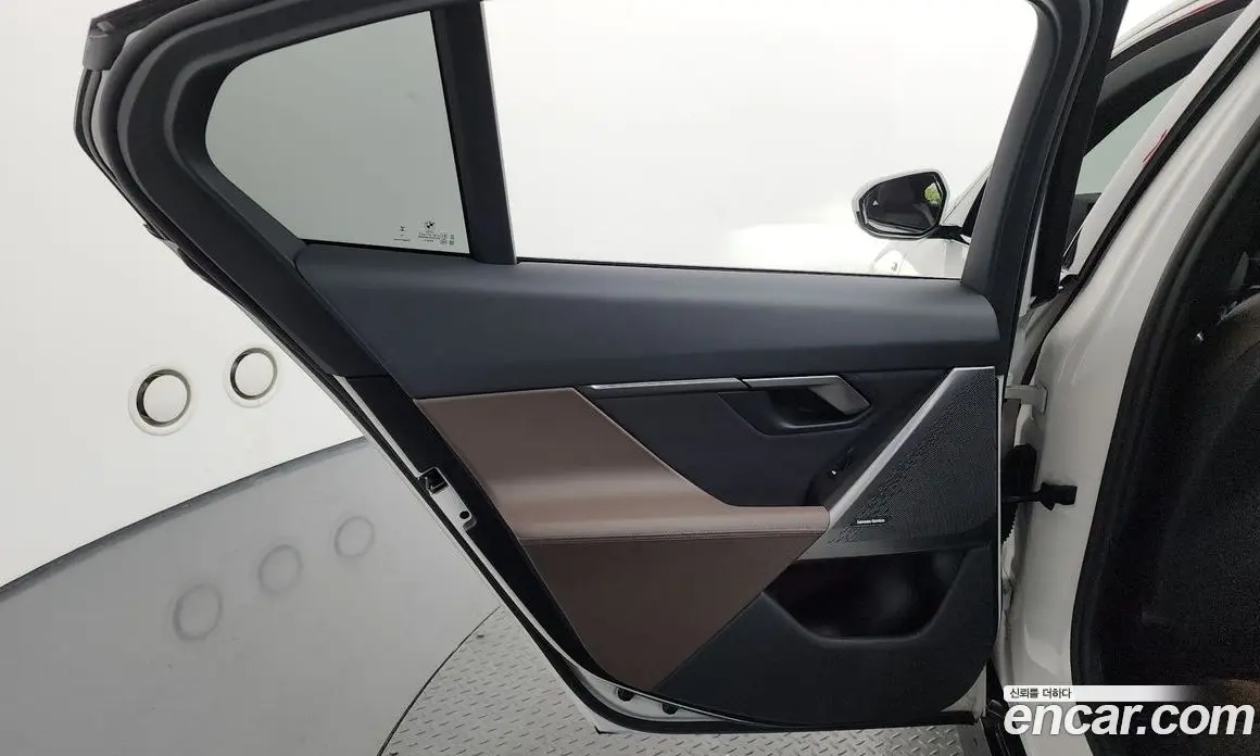 BMW 5 серия 2025 2.0 автомат (гидро), фото 15