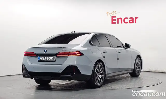 BMW 5 серия 2025 2.0 автомат (гидро), миниатюра 2