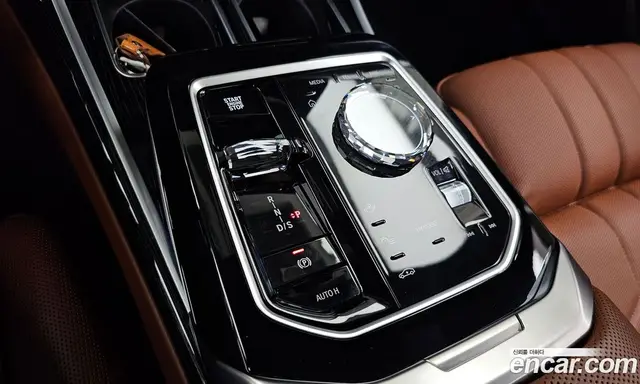 BMW 7 серия 2025 3.0 автомат (гидро), миниатюра 12