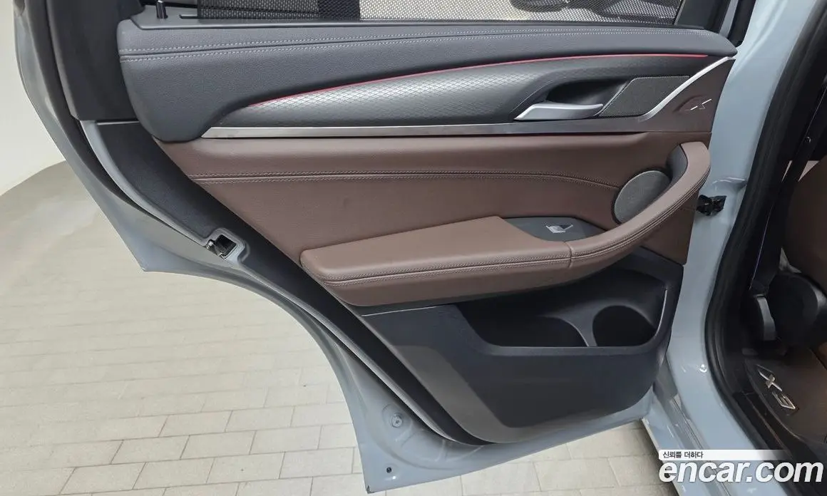 BMW X3 2024 2.0 автомат (гидро), фото 14