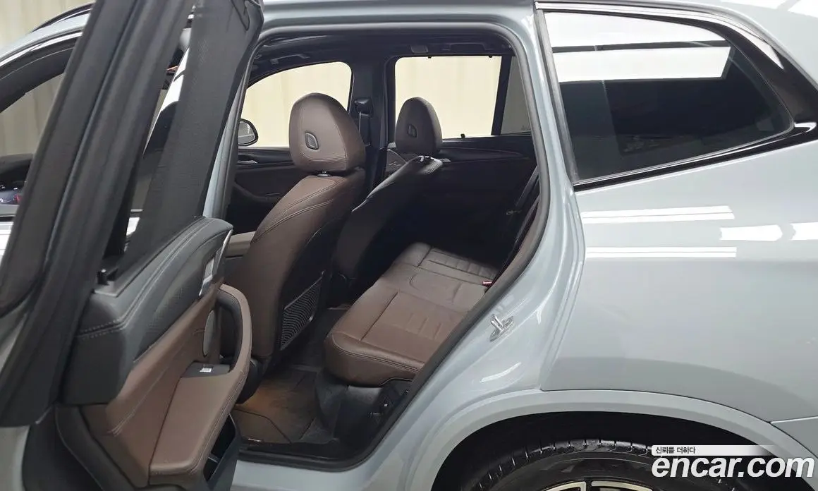 BMW X3 2024 2.0 автомат (гидро), фото 16