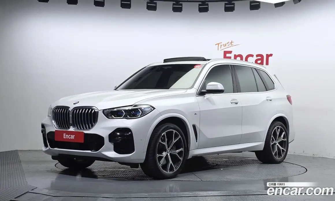 BMW X5 2022 3.0 автомат (гидро), фото 1 BMW X5 2022 3.0 автомат (гидро), фото 1