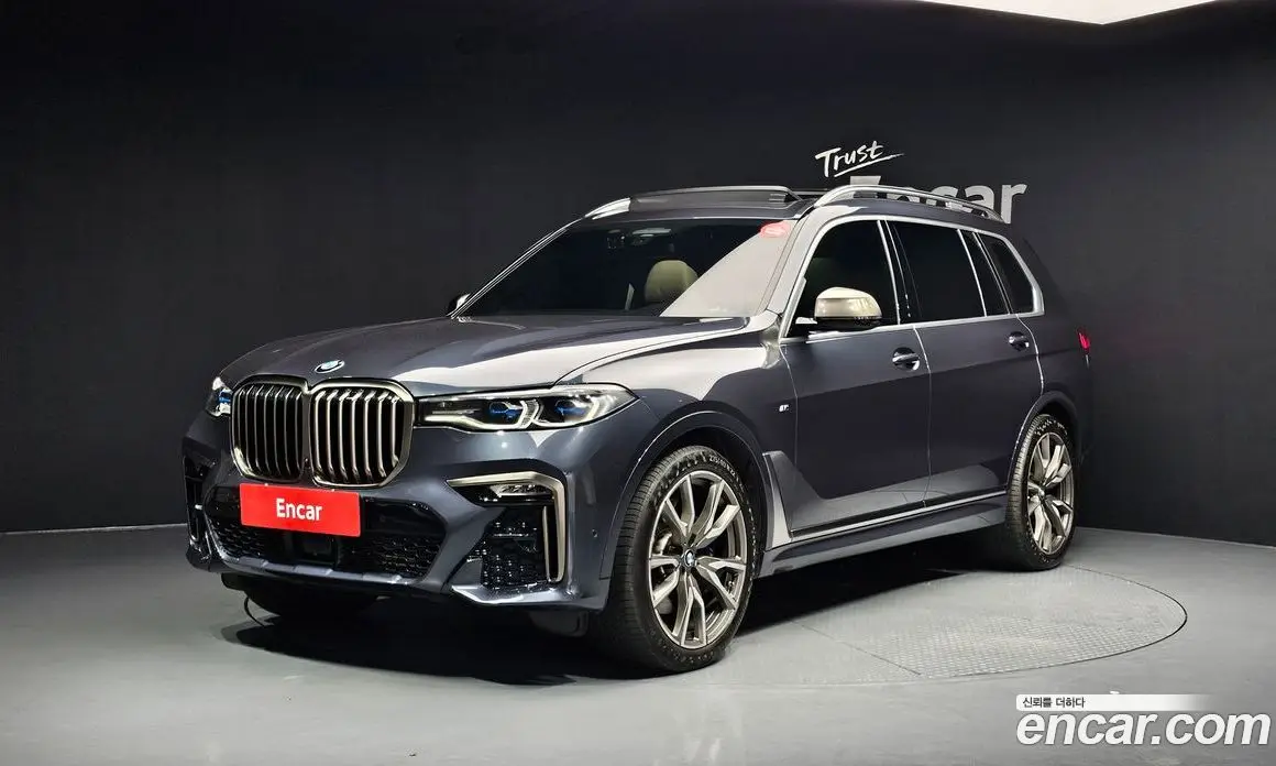BMW X7 2022 4.4 автомат (гидро), фото 1 BMW X7 2022 4.4 автомат (гидро), фото 1