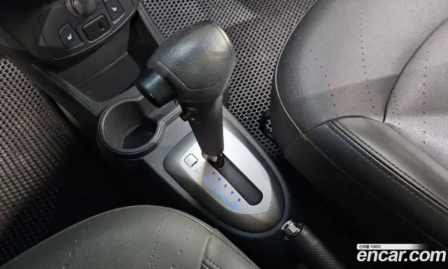 Chevrolet Spark 2013 1.0 автомат (гидро), миниатюра 12