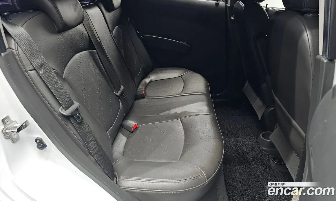 Chevrolet Spark 2013 1.0 автомат (гидро), фото 17 Chevrolet Spark 2013 1.0 автомат (гидро), фото 17