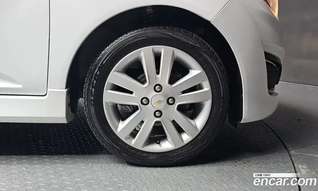 Chevrolet Spark 2013 1.0 автомат (гидро), миниатюра 6 Chevrolet Spark 2013 1.0 автомат (гидро), миниатюра 6