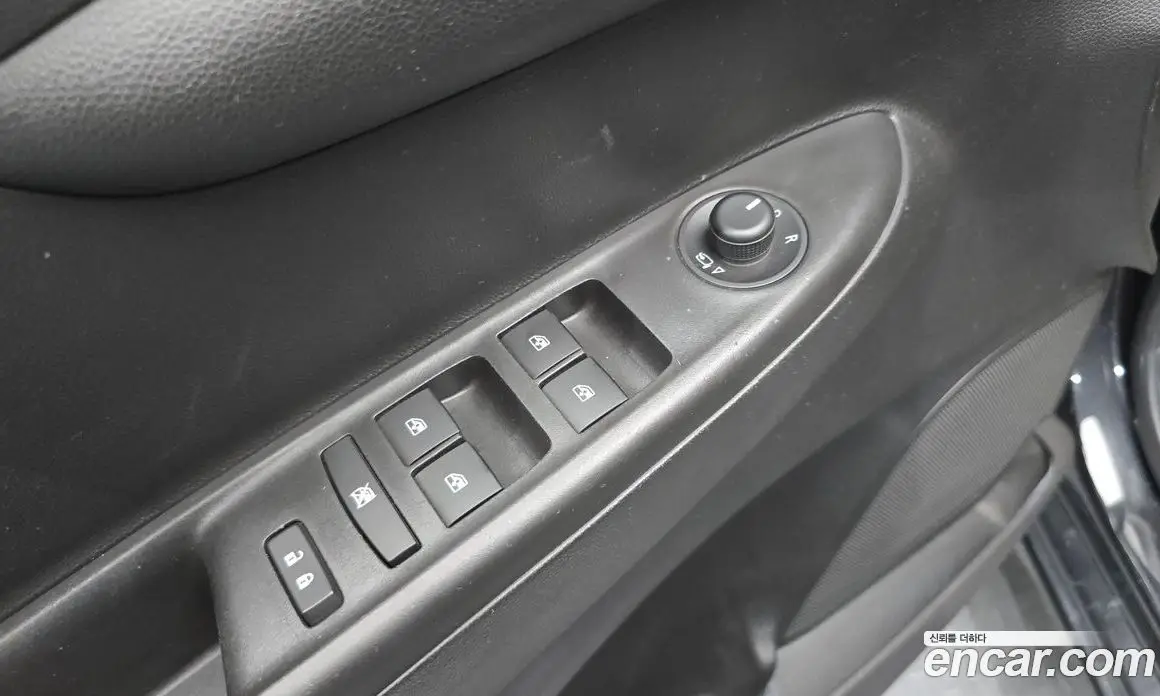 Chevrolet Spark 2016 1.0 автомат (гидро), фото 27 Chevrolet Spark 2016 1.0 автомат (гидро), фото 27